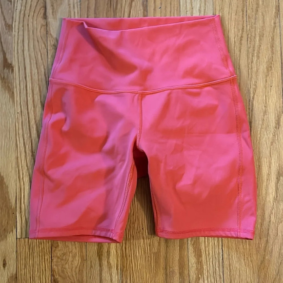 Lululemon 4 Wunder Under Short Watermelon Red 6” great pre owned like new cond - Picture 1 of 5